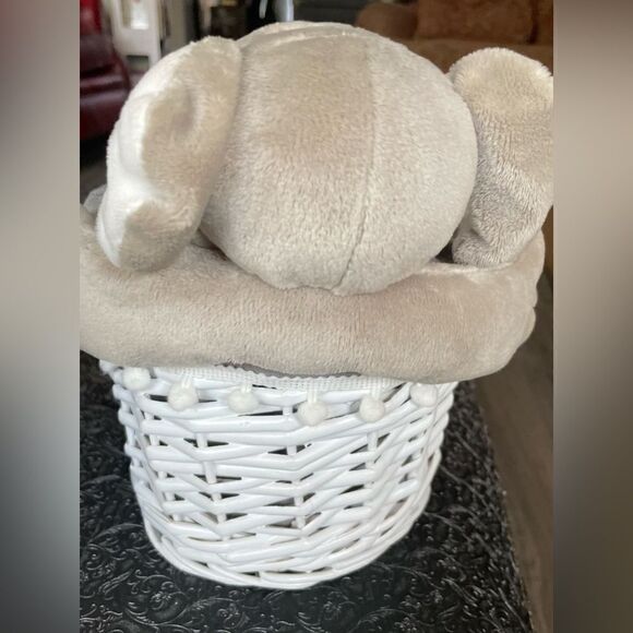 NEW Émilie & Théo Round Wicker Elephant Baskets NIB Includes 2! - Picture 3 of 10